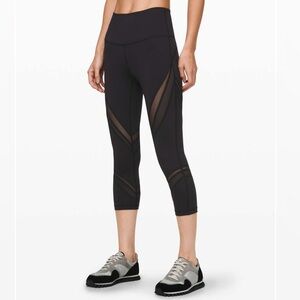 Women’s Lululemon Mesh Wunder Under High-Rise Crop 21"